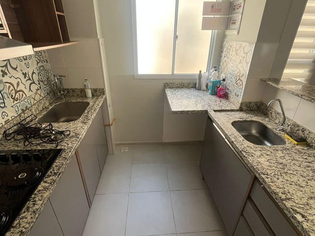 Apartamento 2 quartos e 1 banheiro, à venda ou para alugar, no bairro Santana em Pindamonhangaba