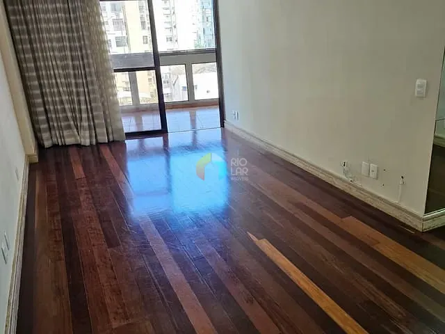 Apartamento com 104m² 3 quartos e 3 banheiros, à venda, no bairro Copacabana em Rio de Janeiro