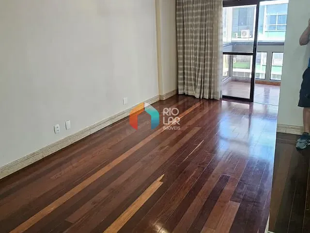 Apartamento com 104m² 3 quartos e 3 banheiros, à venda, no bairro Copacabana em Rio de Janeiro