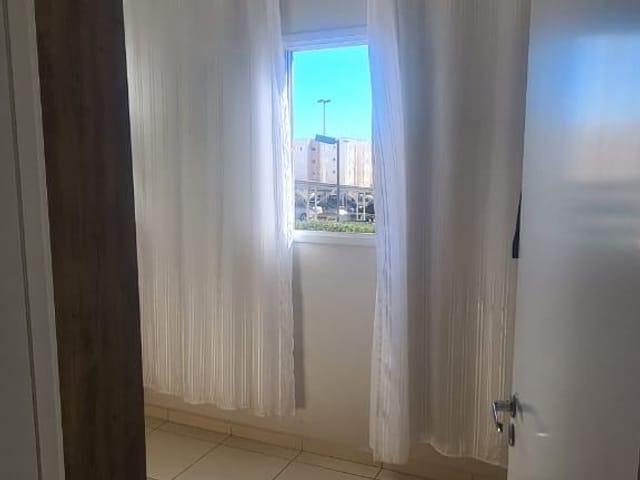 Apartamento com 62m² 2 quartos e 1 banheiro, à venda, no bairro Leonor em Londrina