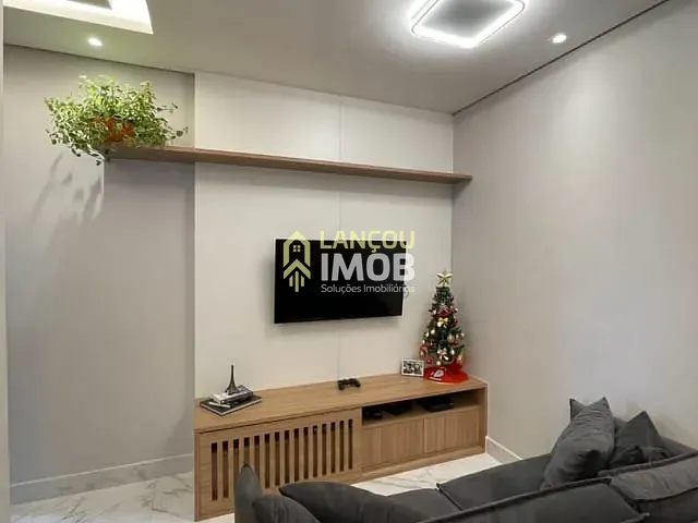 Apartamento 2 quartos e 1 banheiro, à venda, no bairro Jardim do Lago em Jundiaí