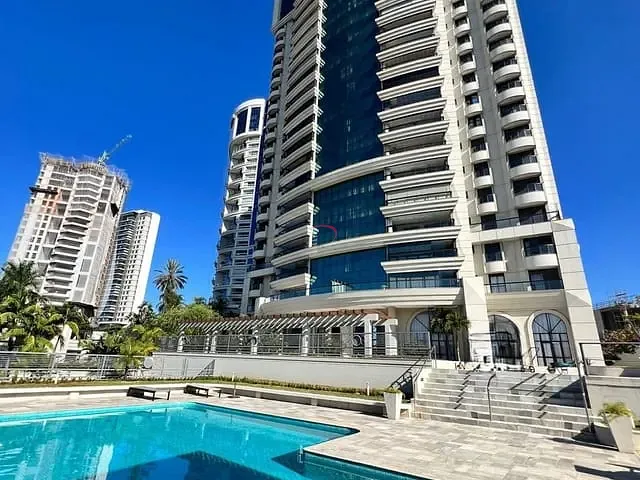 Apartamento com 462m² 4 quartos e 4 banheiros, à venda, no bairro Bela Suiça em Londrina