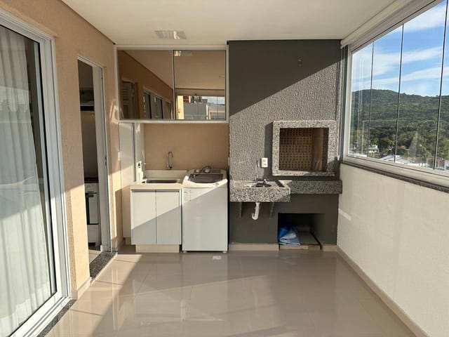 Apartamento com 181m² 2 quartos e 2 banheiros, à venda, no bairro Bombas em Bombinhas