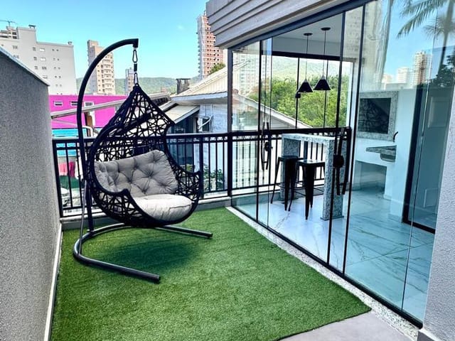 Apartamento com 95m² 2 quartos e 3 banheiros, à venda, no bairro Balneário Perequê em Porto Belo