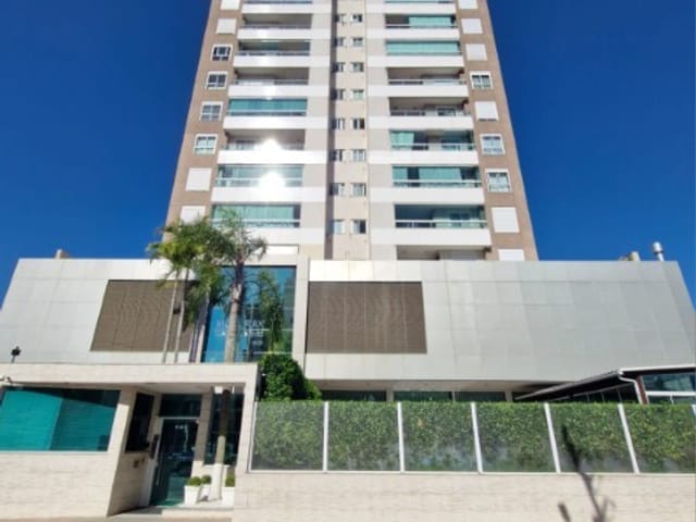 Apartamento com 98m² 3 quartos e 4 banheiros, à venda, no bairro Centro em Itajaí
