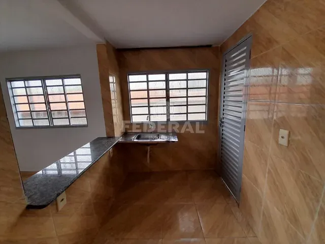 Apartamento com 70m² 2 quartos e 1 banheiro, para alugar, no bairro Setor Leste Vila Nova em Goiânia