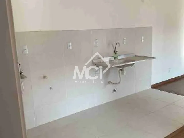 Apartamento 2 quartos e 1 banheiro, à venda, no bairro Fragata em Pelotas
