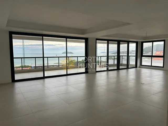 Apartamento com 237m² 3 quartos e 4 banheiros, à venda, no bairro Jurerê em Florianópolis