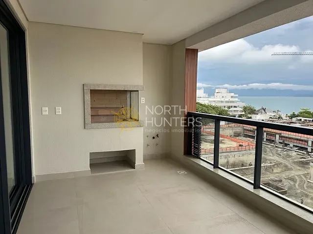 Apartamento com 237m² 3 quartos e 4 banheiros, à venda, no bairro Jurerê em Florianópolis