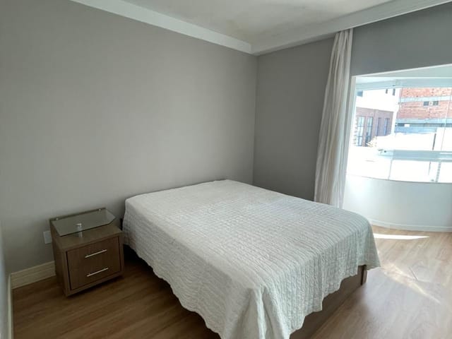 Apartamento com 124m² 2 quartos e 2 banheiros, à venda, no bairro Centro em Balneário Camboriú