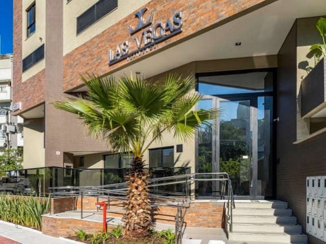 Apartamento com 74m² 2 quartos e 3 banheiros, à venda, no bairro Centro em Bombinhas