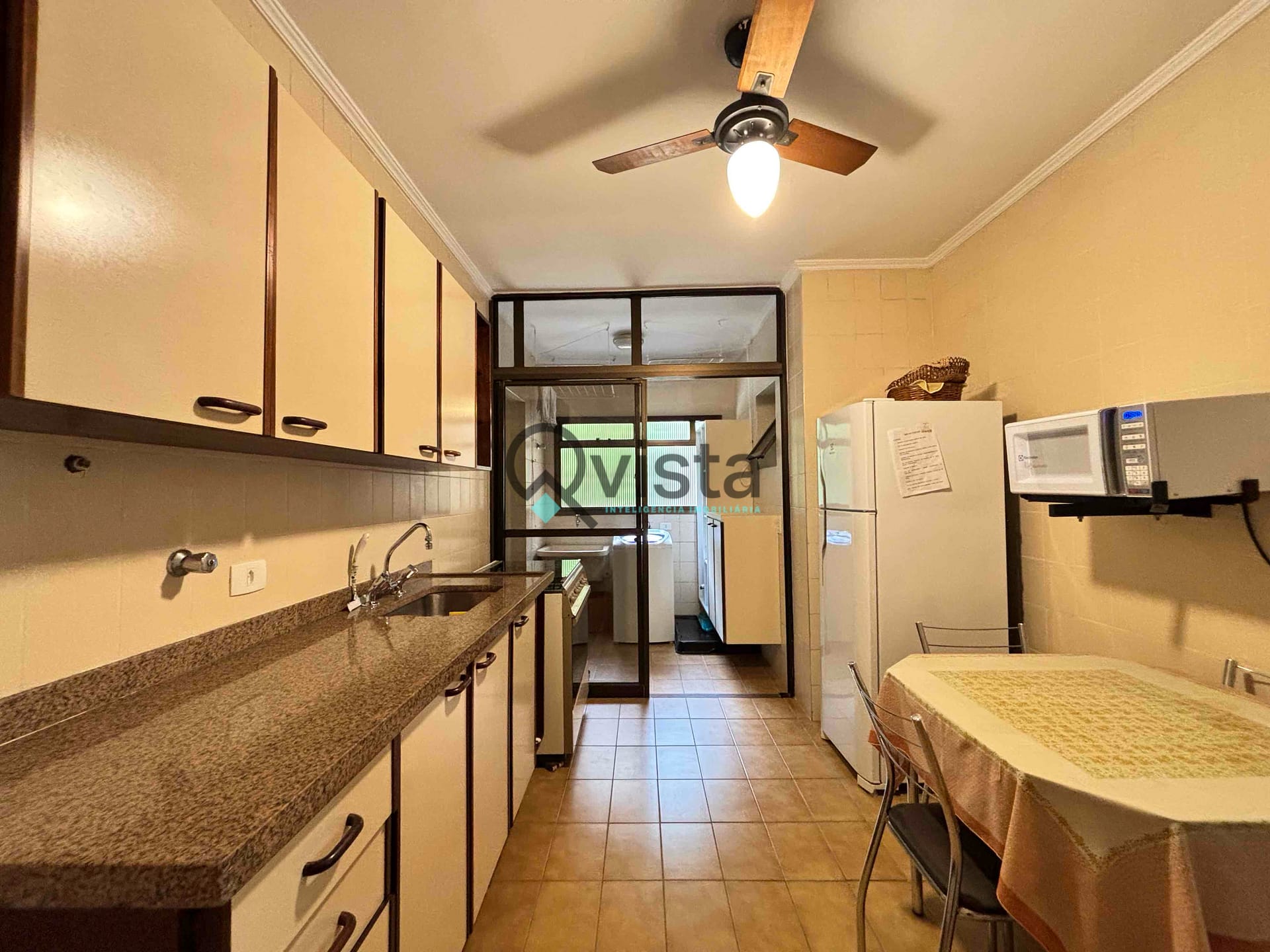 Apartamento à venda com 3 quartos, 140m² - Foto 11