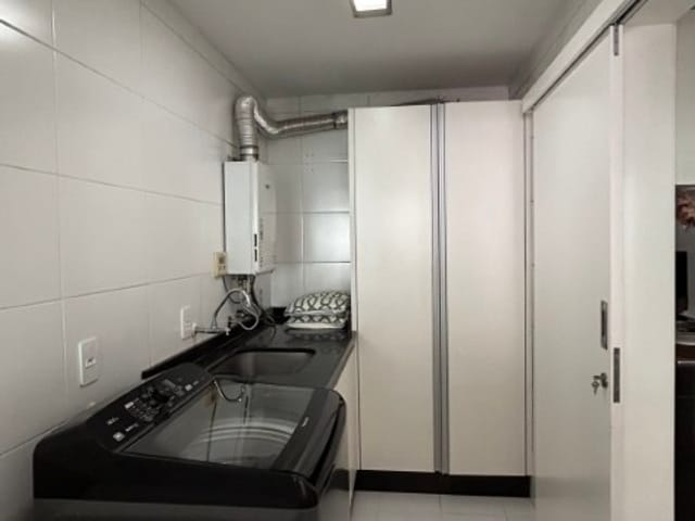 Apartamento com 132m² 3 quartos e 3 banheiros, à venda, no bairro Centro em Balneário Camboriú