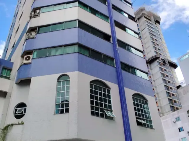Apartamento com 179m² 3 quartos e 3 banheiros, à venda, no bairro Centro em Balneário Camboriú