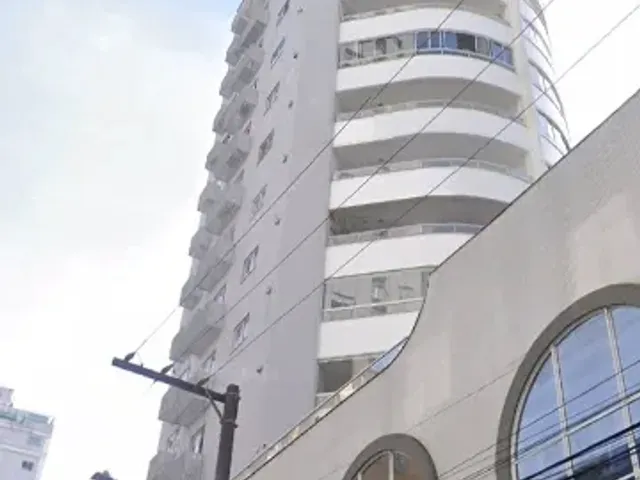 Apartamento com 87m² 2 quartos e 2 banheiros, à venda, no bairro Pioneiros em Balneário Camboriú