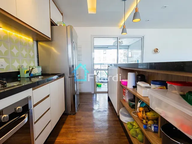 Apartamento 2 quartos e 2 banheiros, à venda, no bairro Pinheiros em São Paulo