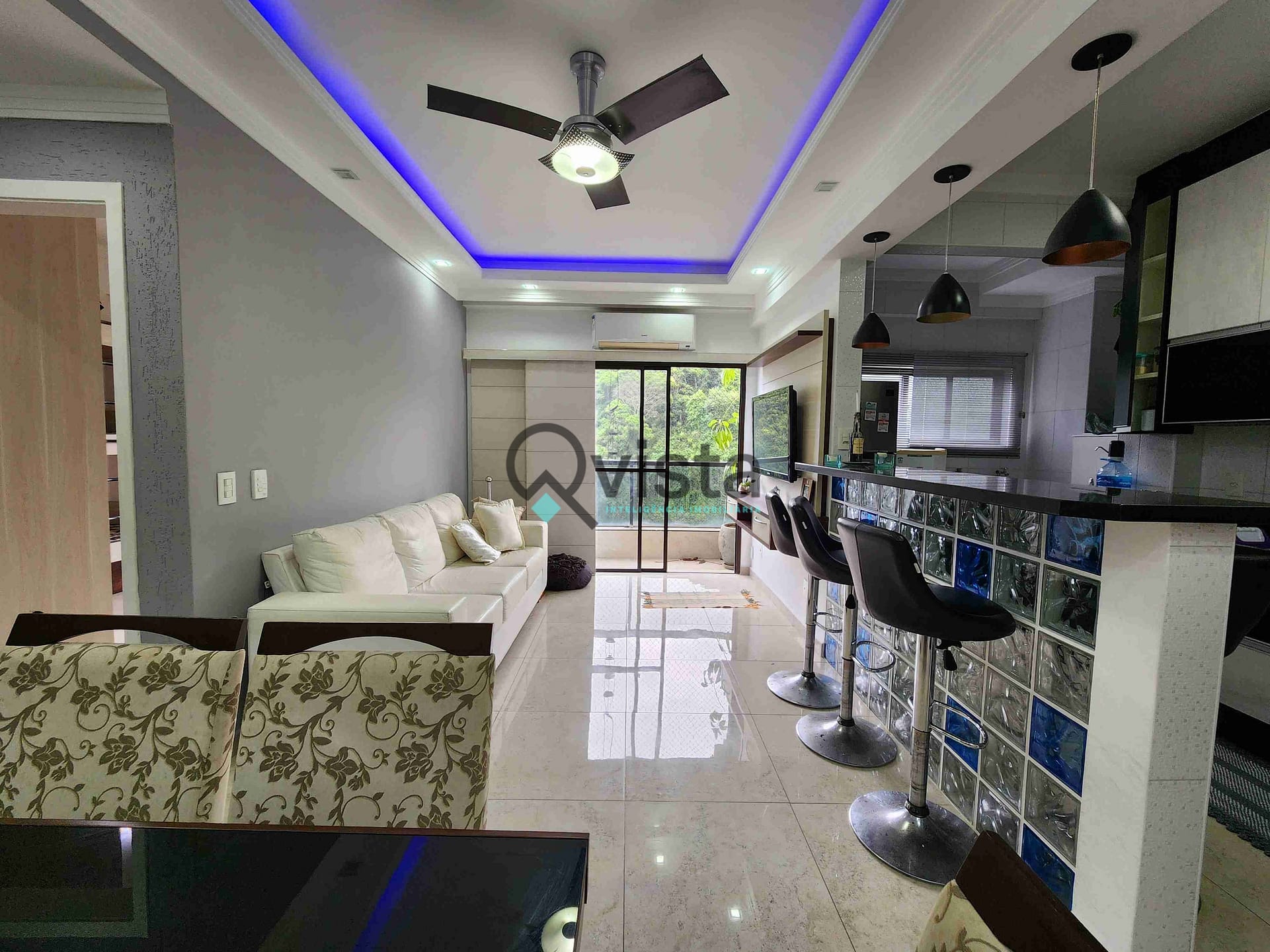 Apartamento à venda com 2 quartos, 90m² - Foto 4