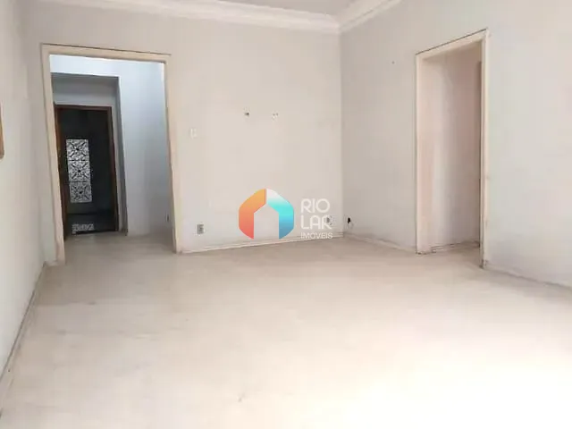 Apartamento com 100m² 3 quartos e 2 banheiros, à venda, no bairro Copacabana em Rio de Janeiro