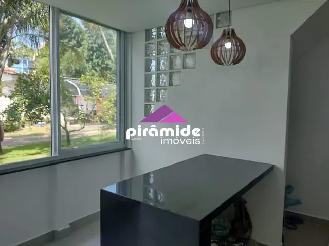 Apartamento com 106m² 2 quartos e 2 banheiros, à venda, no bairro Varadouro em São Sebastião