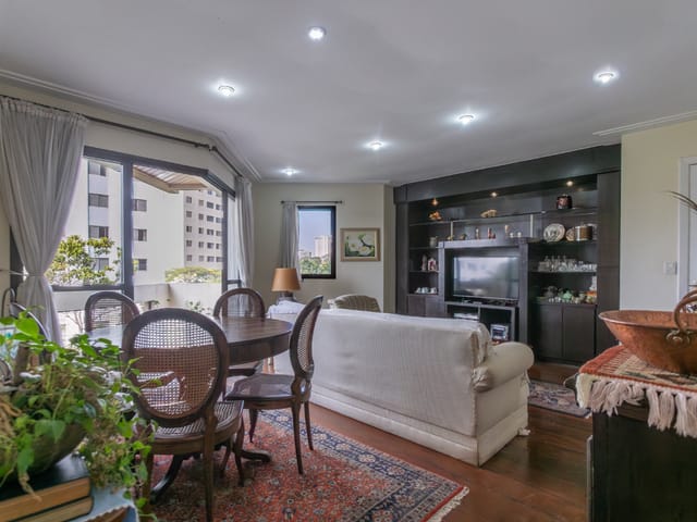 Apartamento com 1146m² 3 quartos e 2 banheiros, à venda, no bairro Campo Belo em São Paulo