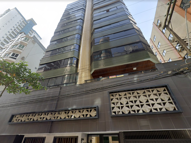 Apartamento com 116m² 3 quartos e 2 banheiros, à venda, no bairro Centro em Balneário Camboriú