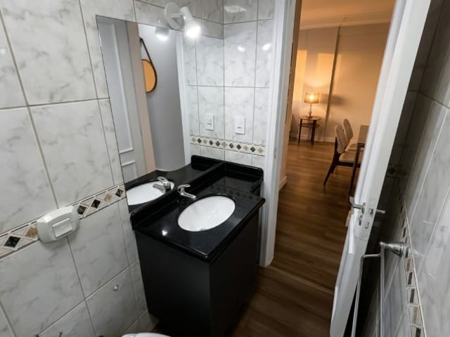 Apartamento com 116m² 3 quartos e 2 banheiros, à venda, no bairro Centro em Balneário Camboriú