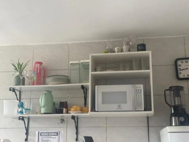 Apartamento 2 quartos e 1 banheiro, para alugar, no bairro Granja dos Cavaleiros em Macaé