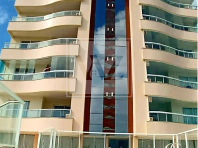 Apartamento com 120m² 3 quartos e 4 banheiros, à venda, no bairro Centro em Navegantes