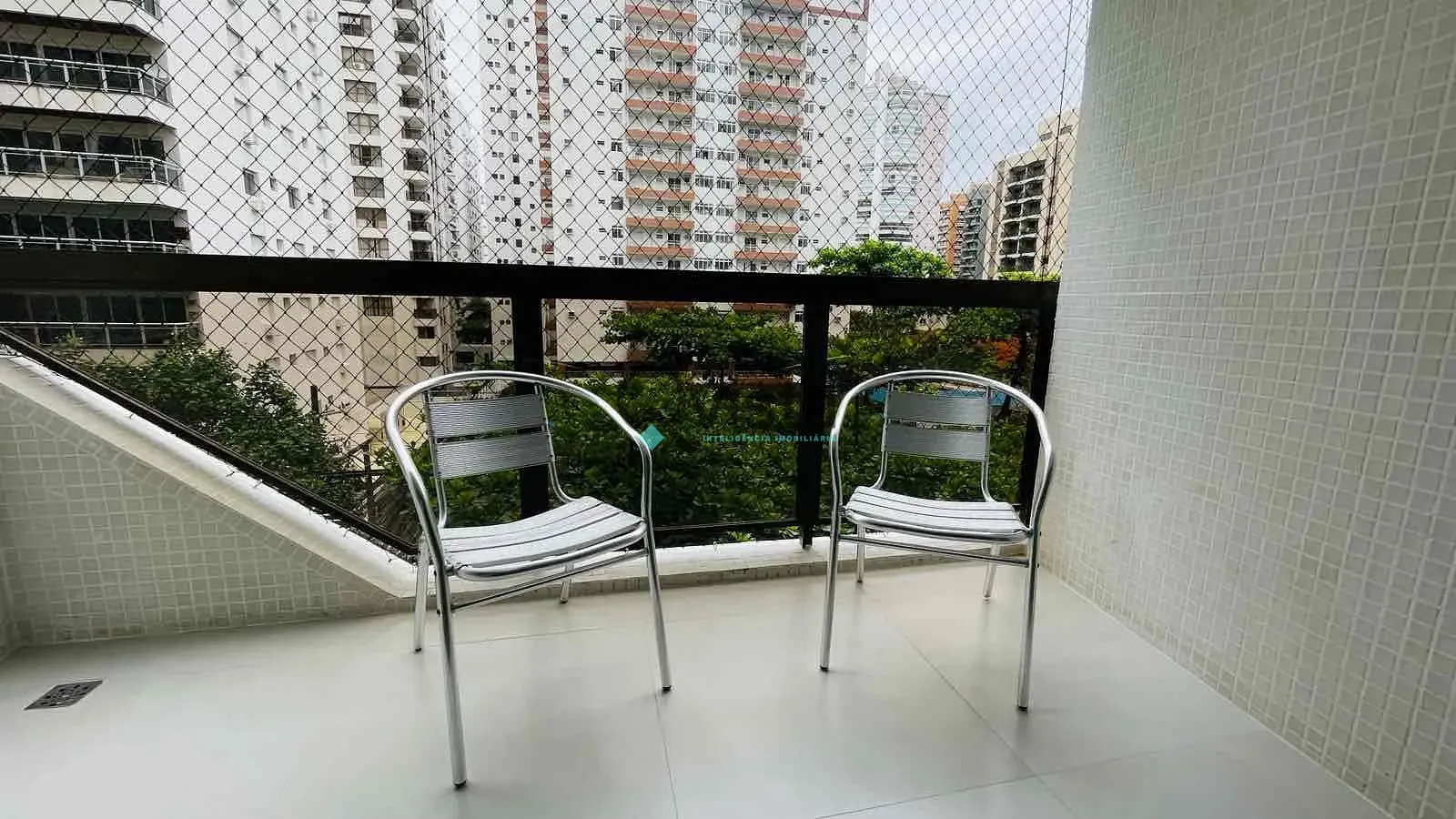 Apartamento, 3 quartos, 130 m² - Foto 3