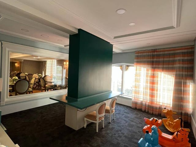 Apartamento com 185m² 4 quartos e 5 banheiros, à venda, no bairro Meia Praia em Itapema