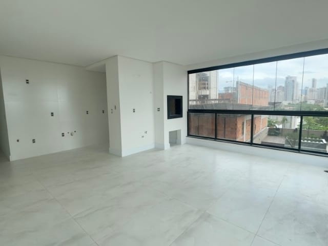 Apartamento com 117m² 3 quartos e 4 banheiros, à venda, no bairro Balneário Perequê em Porto Belo