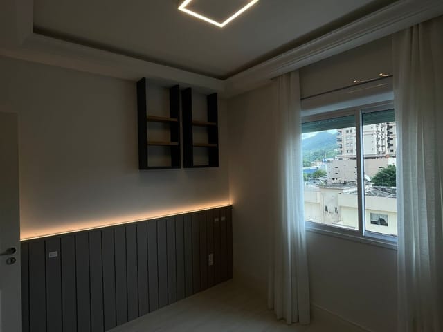 Apartamento com 233m² 3 quartos e 4 banheiros, à venda, no bairro Centro em Itapema