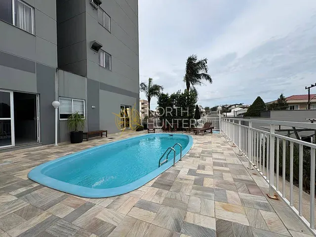 Apartamento com 91m² 3 quartos e 2 banheiros, à venda, no bairro Floresta em Joinville