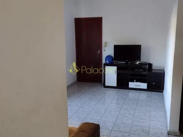Apartamento 2 quartos e 1 banheiro, à venda, no bairro Jardim Santa Clara em Taubaté