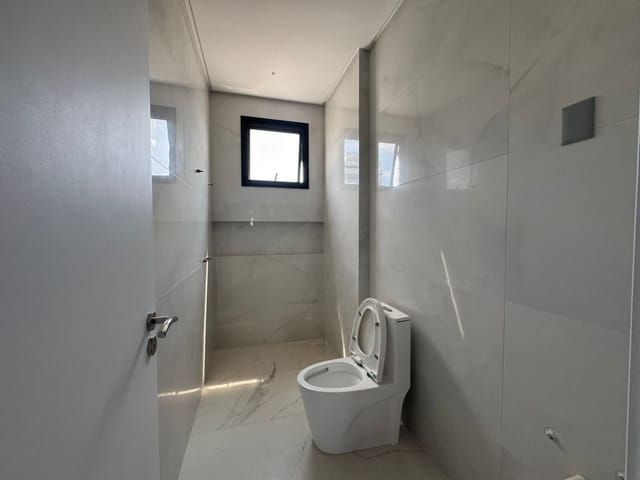 Apartamento com 310m² 4 quartos e 5 banheiros, à venda, no bairro Perequê em Porto Belo