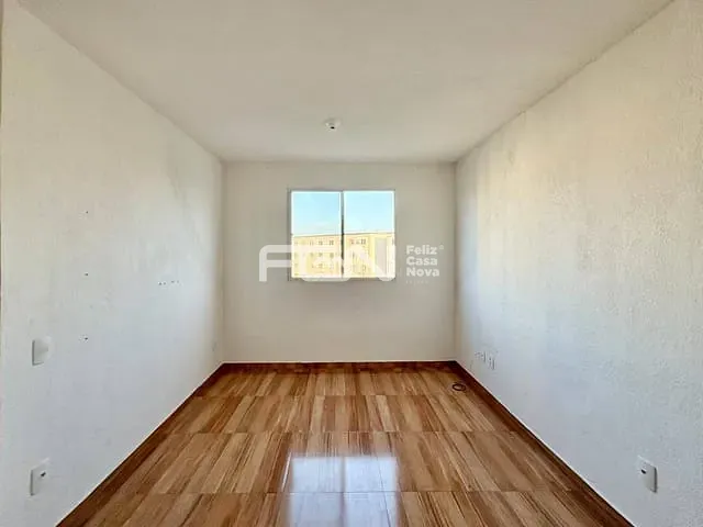 Apartamento 2 quartos e 1 banheiro, à venda, no bairro Industrial em Camaçari