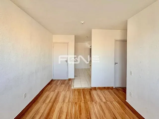 Apartamento 2 quartos e 1 banheiro, à venda, no bairro Industrial em Camaçari