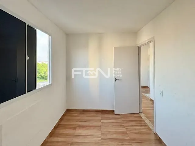 Apartamento 2 quartos e 1 banheiro, à venda, no bairro Industrial em Camaçari
