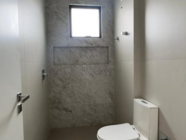 Apartamento 3 quartos e 4 banheiros, à venda, no bairro Meia Praia em Itapema