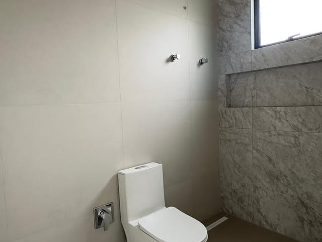 Apartamento 3 quartos e 4 banheiros, à venda, no bairro Meia Praia em Itapema