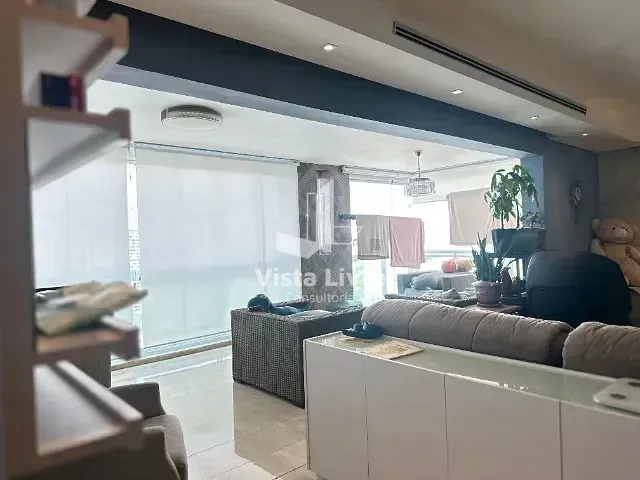 Apartamento com 197m² 4 quartos e 4 banheiros, à venda, no bairro Água Branca em São Paulo