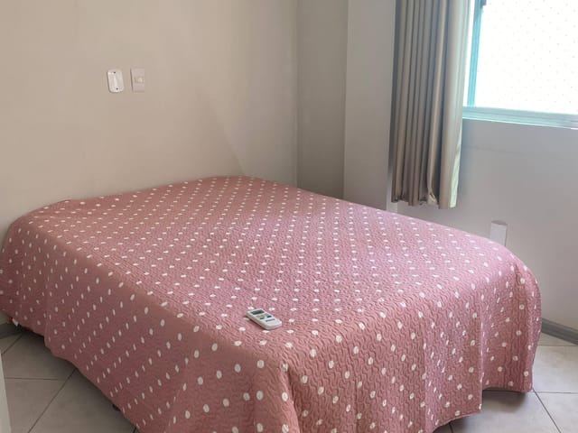 Apartamento com 138m² 3 quartos e 3 banheiros, à venda, no bairro Meia Praia em Itapema