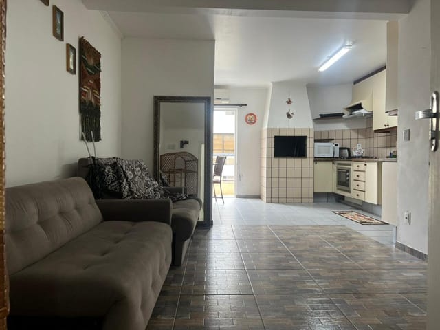 Apartamento com 210m² 4 quartos e 3 banheiros, à venda, no bairro Centro em Itapema