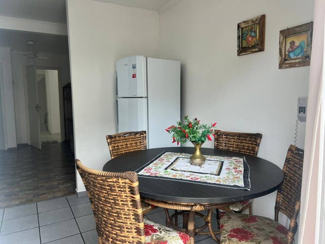 Apartamento com 210m² 4 quartos e 3 banheiros, à venda, no bairro Centro em Itapema