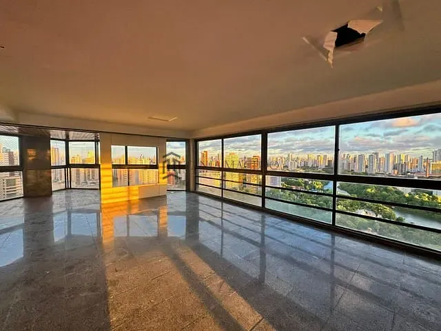 Apartamento 5 quartos e 6 banheiros, à venda, no bairro Jaqueira em Recife
