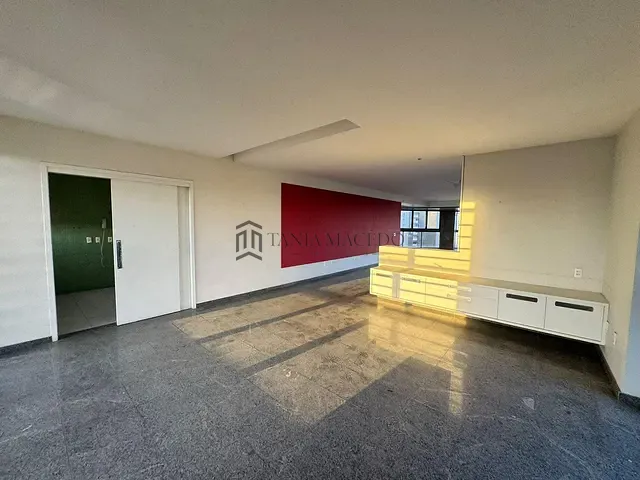 Apartamento 5 quartos e 6 banheiros, à venda, no bairro Jaqueira em Recife
