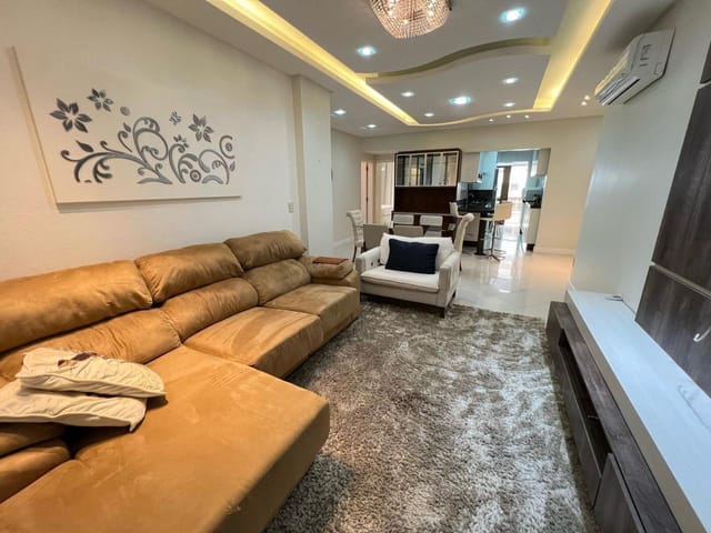 Apartamento com 137m² 3 quartos e 4 banheiros, à venda, no bairro Centro em Itapema