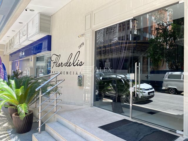 Apartamento com 224m² 3 quartos e 4 banheiros, à venda, no bairro Meia Praia em Itapema