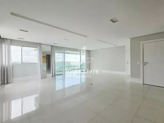 Apartamento com 240m² 4 quartos e 6 banheiros, à venda, no bairro Brooklin Paulista em São Paulo