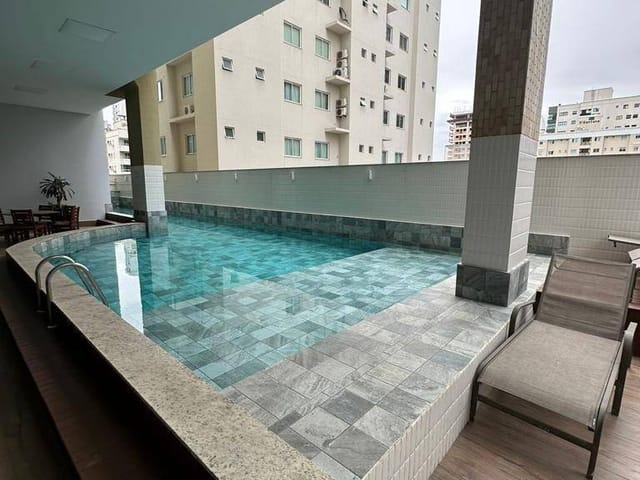 Apartamento com 199m² 3 quartos e 4 banheiros, à venda, no bairro Meia Praia em Itapema